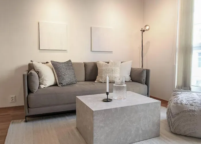 Live In A Stylish Home In The Center Of Oslo
