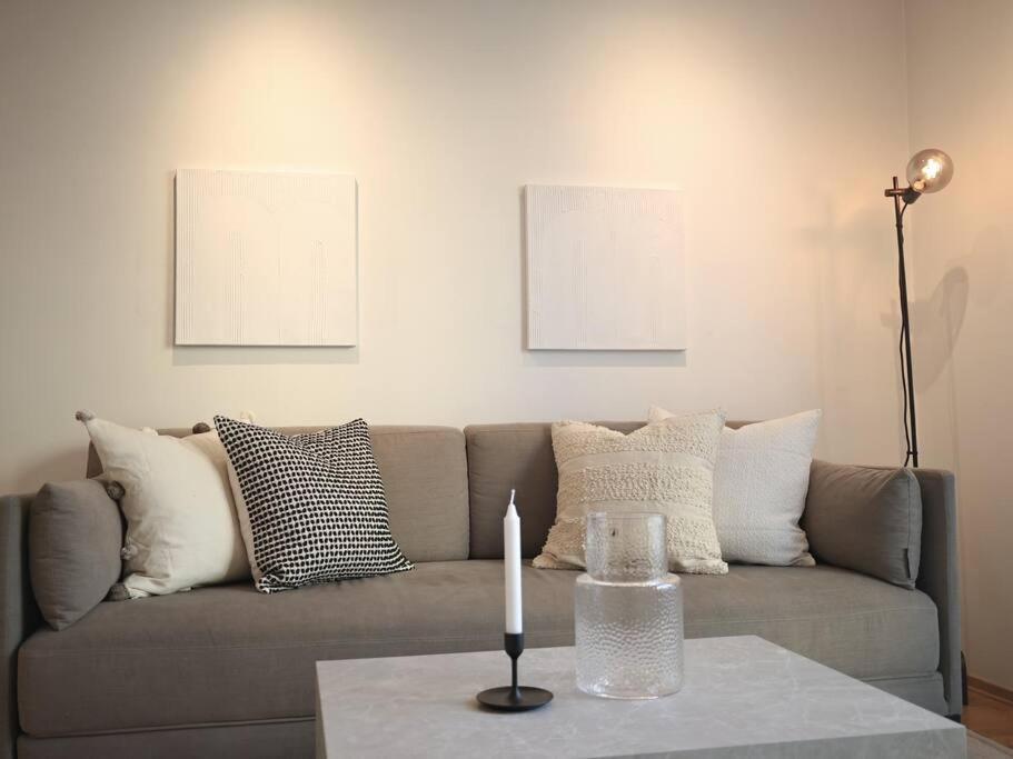 Apartment Live In A Stylish In The Center Of